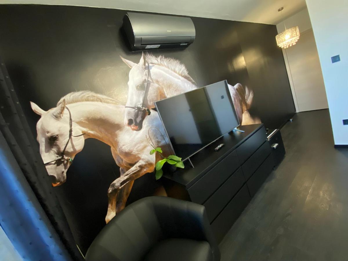 Gold Horse Vendeghaz Hotell Szilvásvárad Exteriör bild