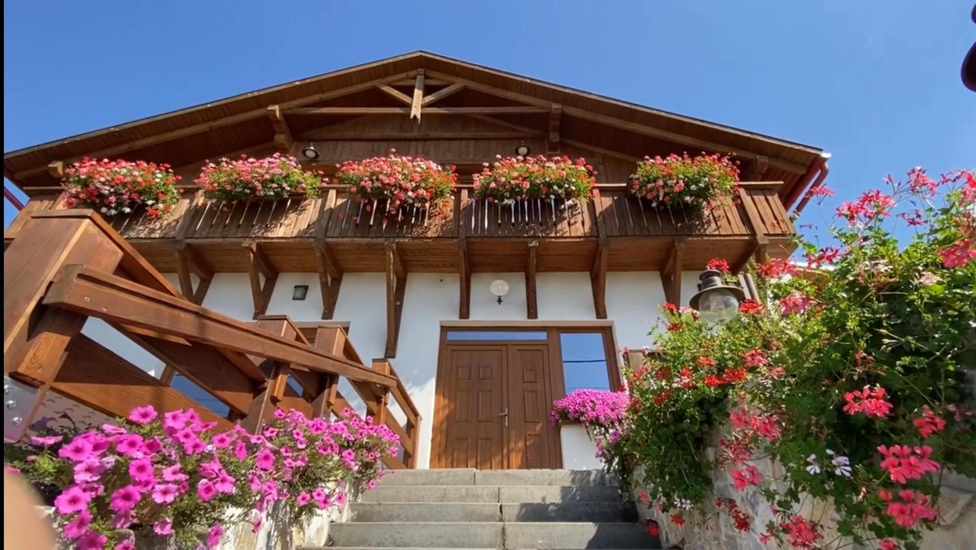 Gold Horse Vendeghaz Hotell Szilvásvárad Exteriör bild